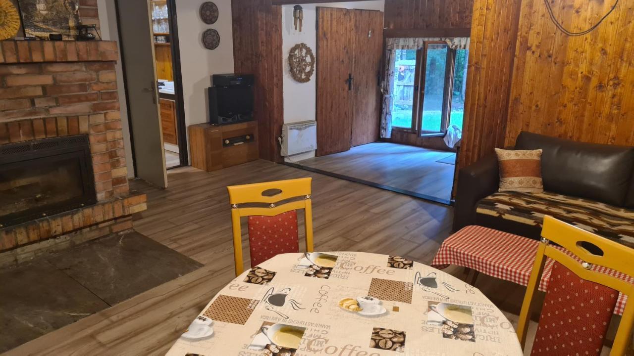 Slovak Cottage Near Bratislava In The Heart Of The Carpathians Модра Экстерьер фото